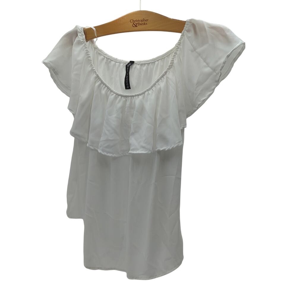 GINGY & COCOA Medium White Ruffle Off Shoulder Blouse - Picture 2 of 4